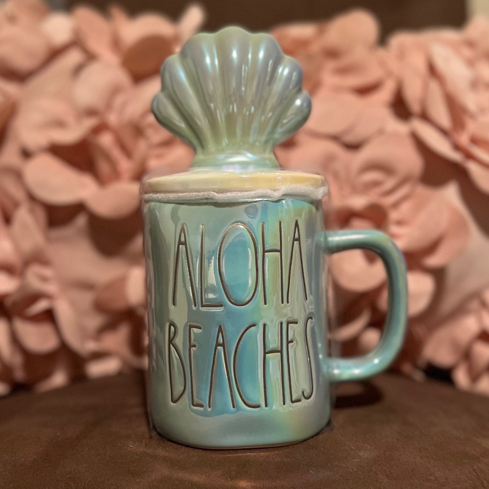 Rae Dunn - Aloha Beaches mug with lid in BLUE